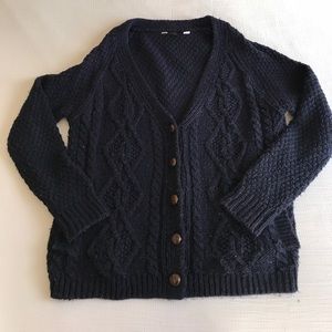 Oversized, navy blue sweater